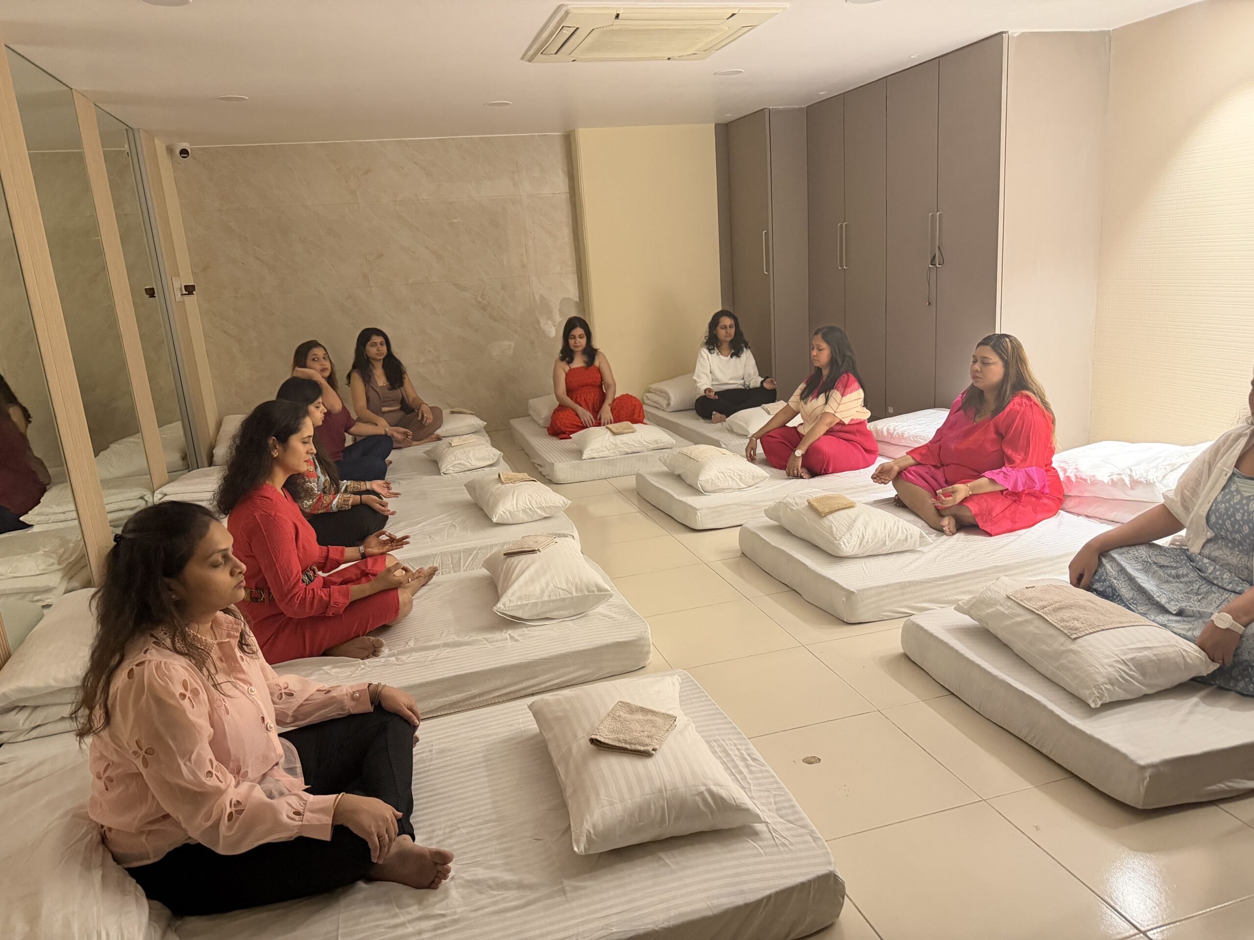 Sound healing therapy in Mumbai session using singing bowls for better sleep